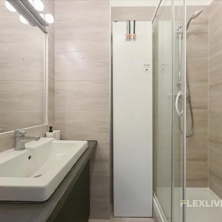 Immeuble Lamarck Hotel *